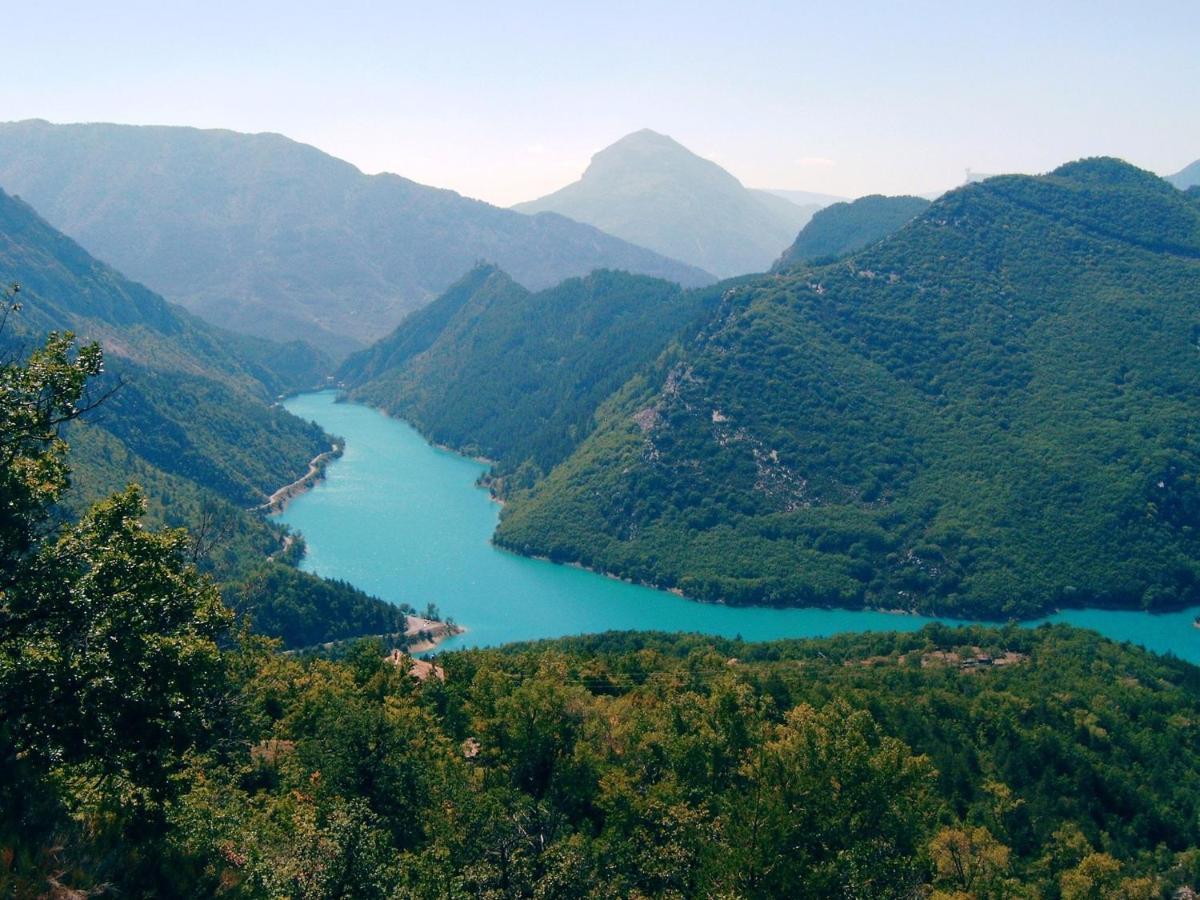 Holiday House Nearby The Lac De Castillon Кастелан Екстериор снимка